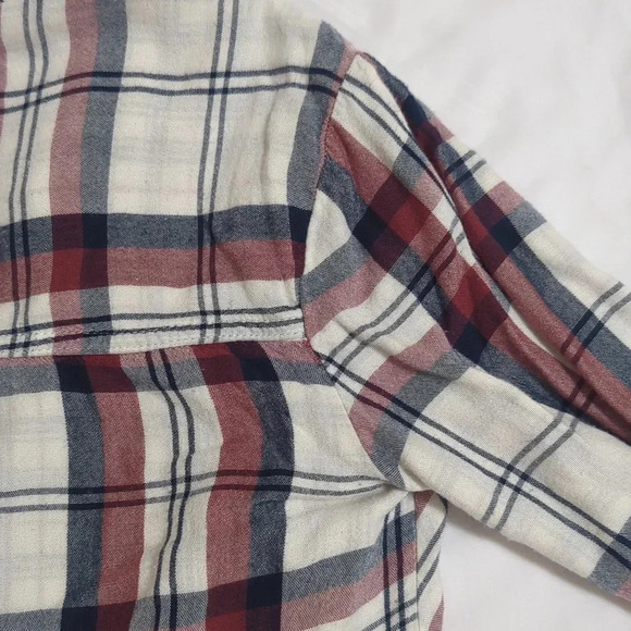 Abercrombie & Fitch Wrap Front Flannel Shirt, Color White/Red/Blue Size XS - Picture 13 of 16